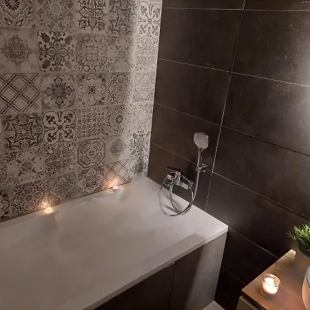 Harmony One With Jacuzzi פראג